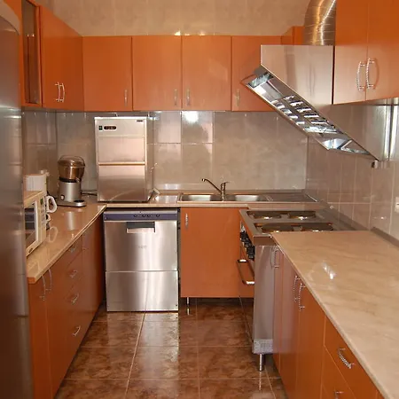 Pensiunea Bogdan Guest house Novaci-Straini